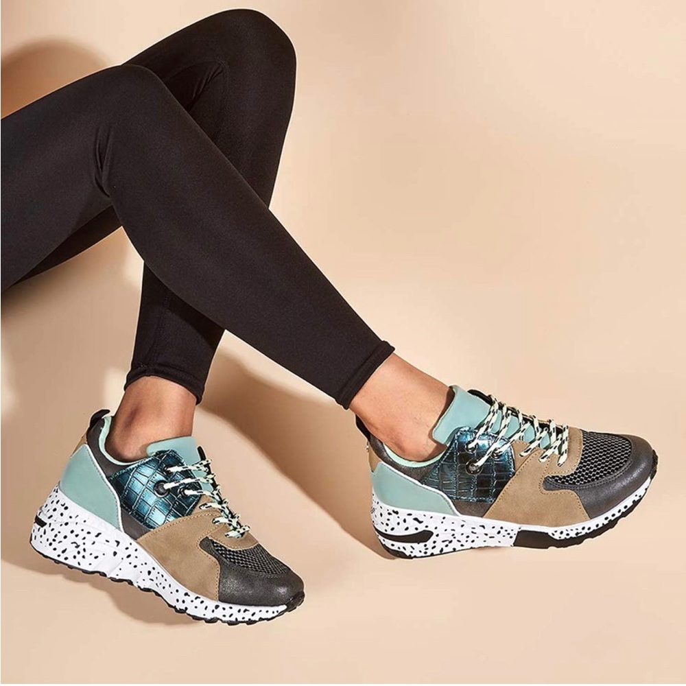 Leopard Colorblock lace up Chunky Sneakers